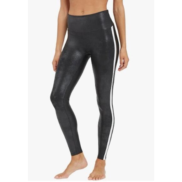 Spanx Women's 20187R-Black Faux Leather Stripe‎ Legging Large - Picture 1 of 11